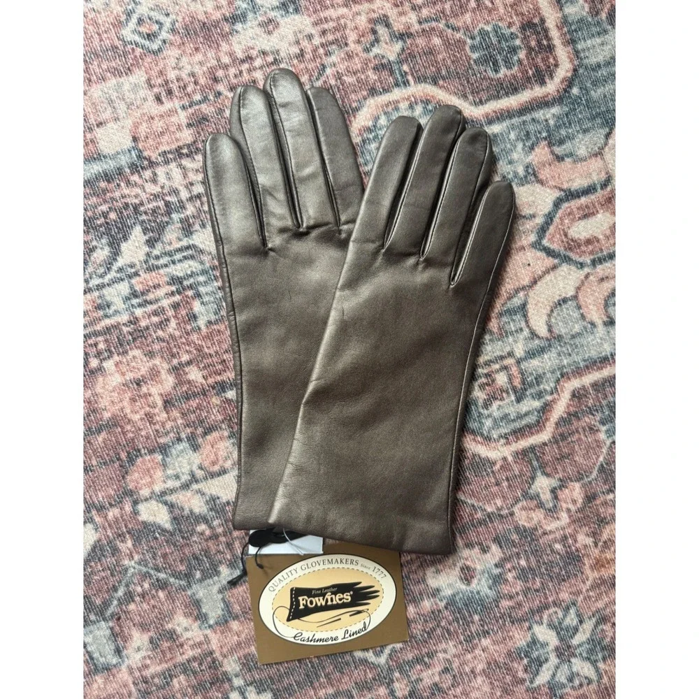 NWT Fownes Womens Metallic Bronze Leather Gloves Cashmere Lined Size 7.5 Vintage